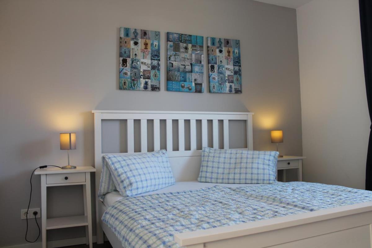 Ferienwohnung Blue In Борн Екстериор снимка